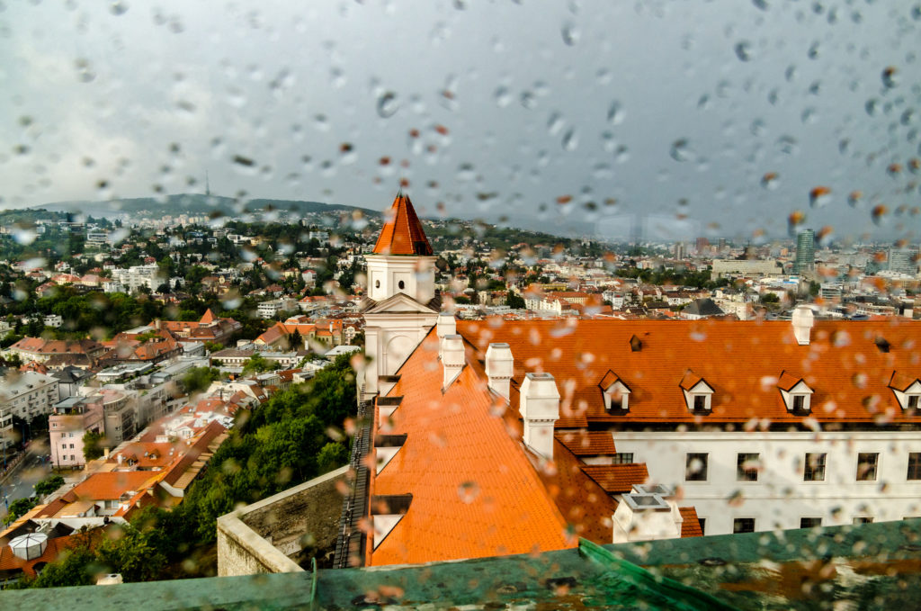 La città vista dal castello di Bratislava