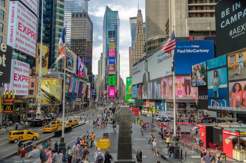 Times Square New York - Low Cost