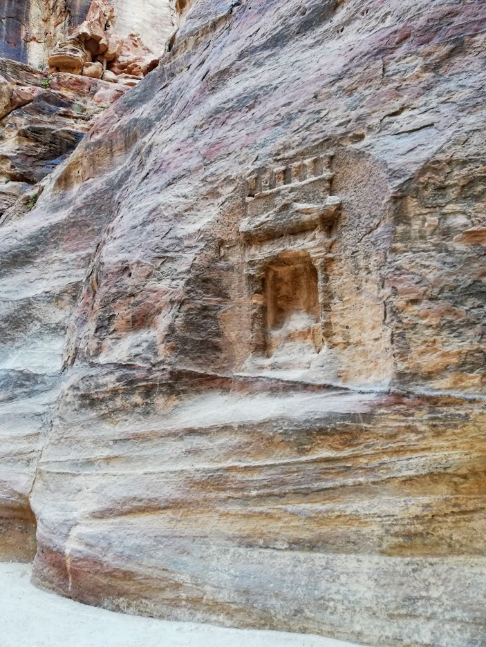 Dettaglio delle decorazioni del Siq